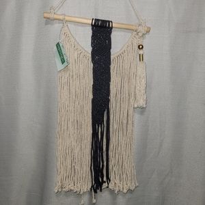 Macrame wall decor Nwt